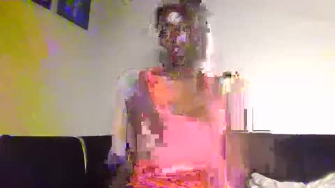 Amalia online show from 12-23-25, 03:37