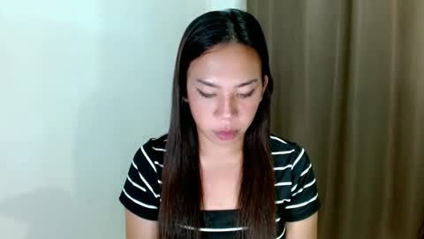 Snapshot of hott_cumforyou chatting on 10-29-25, 12:02 jelaigrande online show from 10-29-25, 12:02