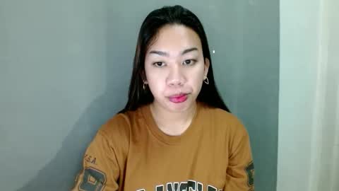 jelaigrande  online show from 11-24-25, 11:04