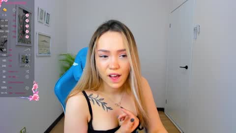 hello Im Eva online show from 12-20-24, 05:25