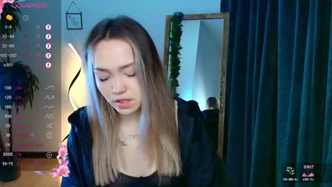 hello Im Eva online show from 12-22-24, 08:38