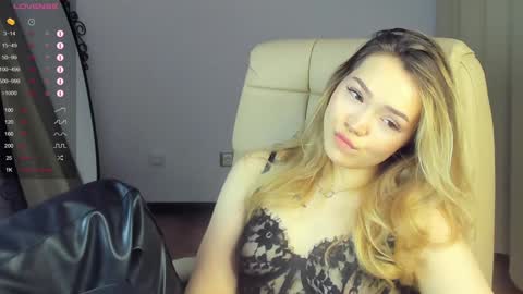 hello Im Eva online show from 01-18-25, 11:21