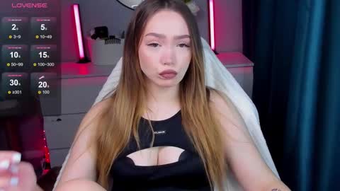 hello Im Eva online show from 10-03-25, 12:13