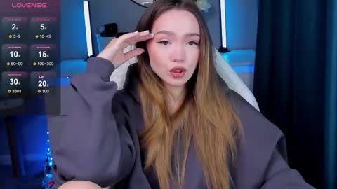 hello Im Eva online show from 10-04-25, 09:02