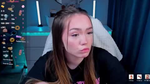 hello Im Eva online show from 02-12-26, 06:14