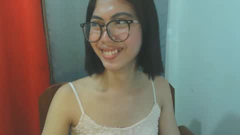 hottestdella69 online show from 10-09-25, 03:15