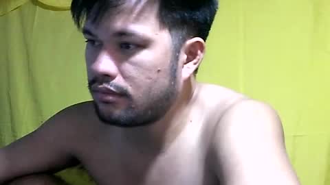 Snapshot of hottestpinoy2323 chatting on 06-18-26, 10:36 HottestPinoy32 online show from 06-18-26, 10:36