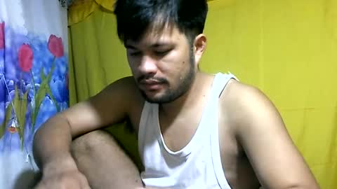 Snapshot of hottestpinoy2323 chatting on 06-19-26, 08:34 HottestPinoy32 online show from 06-19-26, 08:34