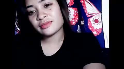 Snapshot of hottie_asianbabe chatting on 10-11-25, 02:11 Leen online show from 10-11-25, 02:11