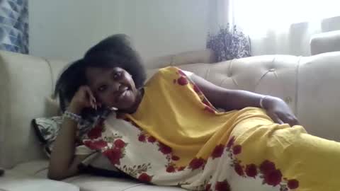 hottiecreamys cam online show from 09-12-25, 07:41
