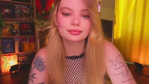 Snapshot of hottie_jane chatting on 10-18-25, 09:21 Jane online show from 10-18-25, 09:21