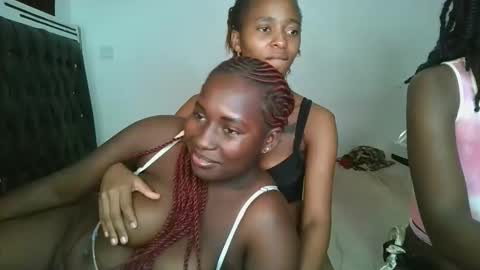 hottie_mistie online show from 04-18-26, 10:32