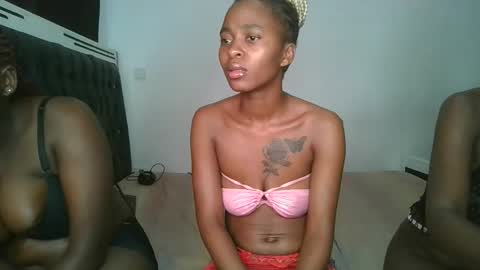 hottie_mistie online show from 04-25-26, 01:41