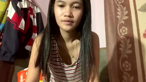 hottie_ptite online show from 11-24-25, 02:11