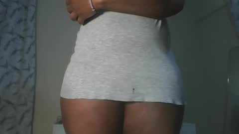 Snapshot of hottie_vera chatting on 04-11-26, 07:45 vera online show from 04-11-26, 07:45