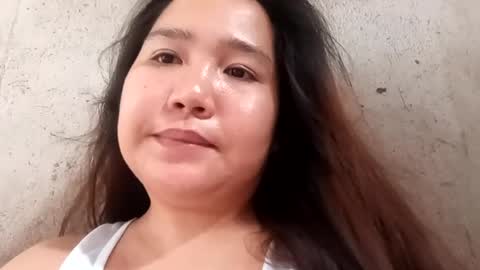Snapshot of hottiecum27 chatting on 07-19-26, 07:23 hottiecum27 online show from 07-19-26, 07:23