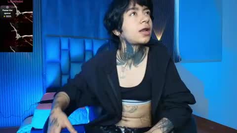 Snapshot of hottiesjuls chatting on 07-14-26, 07:08 Juls online show from 07-14-26, 07:08