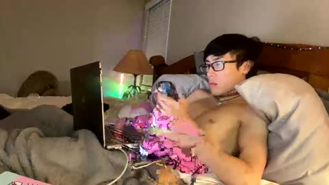 hottiewithabody101 online show from 06-12-26, 01:59