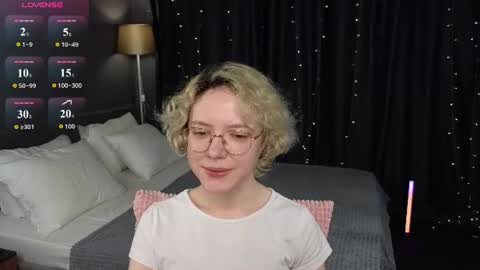 Kori online show from 07-10-26, 05:34