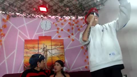 HotTriox online show from 10-02-25, 08:16