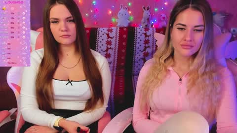Snapshot of hotty_girls_here chatting on 12-11-24, 06:14 Ivanna and Jessica online show from 12-11-24, 06:14