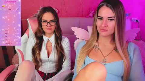 Snapshot of hotty_girls_here chatting on 02-23-26, 06:11 Ivanna and Jessica online show from 02-23-26, 06:11