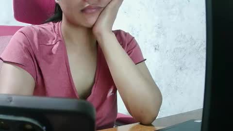 Snapshot of hottypinay300716 chatting on 04-15-26, 12:06 hottypinay300716 online show from 04-15-26, 12:06