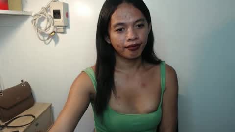 Snapshot of hotvalentina_ chatting on 04-18-26, 07:07 Valentina3 online show from 04-18-26, 07:07