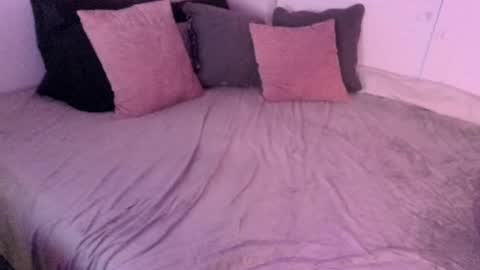 Snapshot of hotwife9 chatting on 01-25-25, 02:26 hotwife9 online show from 01-25-25, 02:26