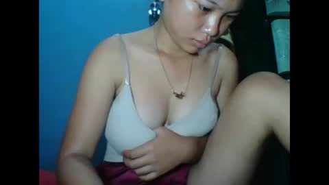Snapshot of hotwild4u04 chatting on 12-13-24, 11:06 hotwild4u04 online show from 12-13-24, 11:06