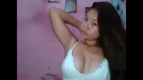 Snapshot of hotwild4u04 chatting on 05-27-26, 02:41 hotwild4u04 online show from 05-27-26, 02:41