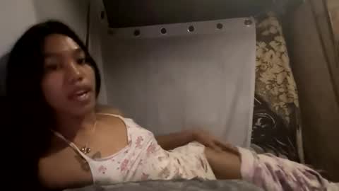 Pretty Maxine online show from 03-24-26, 05:51