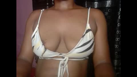 Snapshot of hotxxebony chatting on 12-14-25, 06:08 hotxxebony online show from 12-14-25, 06:08