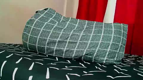 Snapshot of hotzeadyy02 chatting on 10-04-25, 03:26 zeady online show from 10-04-25, 03:26