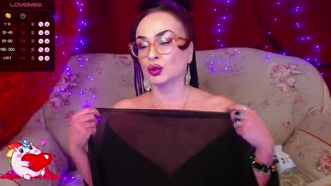 Hotzlata online show from 02-11-25, 09:03