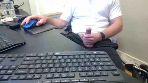 hoverday online show from 09-13-25, 01:22