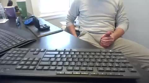 Snapshot of hoverday chatting on 03-05-26, 07:54 hoverday online show from 03-05-26, 07:54