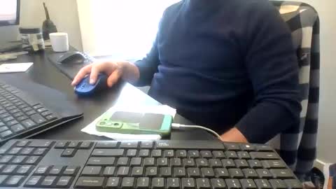 Snapshot of hoverday chatting on 03-21-26, 03:26 hoverday online show from 03-21-26, 03:26