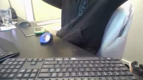 Snapshot of hoverday chatting on 03-22-26, 11:19 hoverday online show from 03-22-26, 11:19