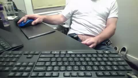 hoverday online show from 05-18-26, 03:46