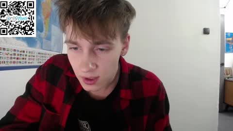 Snapshot of howardkottam chatting on 02-11-25, 06:33 howardkottam online show from 02-11-25, 06:33