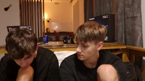 Snapshot of howardkottam chatting on 01-11-26, 03:50 howardkottam online show from 01-11-26, 03:50