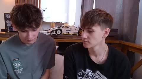 Snapshot of howardkottam chatting on 01-18-26, 08:51 howardkottam online show from 01-18-26, 08:51