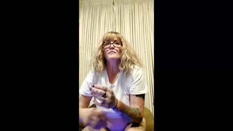 howdoyoulikeit87 online show from 05-22-26, 06:53