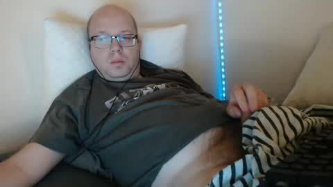 Snapshot of hoyboydkk chatting on 10-05-25, 12:36 Christian online show from 10-05-25, 12:36