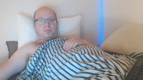 Snapshot of hoyboydkk chatting on 10-16-25, 02:12 Christian online show from 10-16-25, 02:12