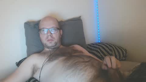 Snapshot of hoyboydkk chatting on 10-22-25, 07:13 Christian online show from 10-22-25, 07:13