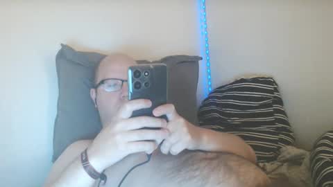 Snapshot of hoyboydkk chatting on 10-27-25, 03:21 Christian online show from 10-27-25, 03:21