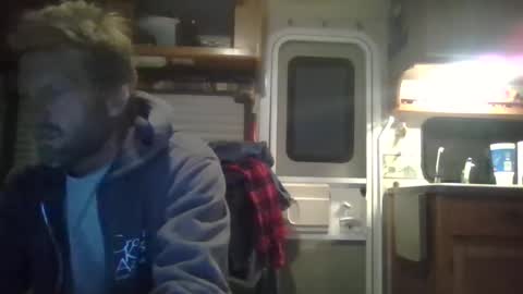 hoytme online show from 01-03-25, 06:44
