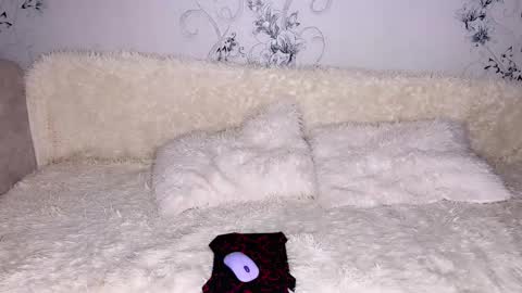 Snapshot of hranitel228 chatting on 11-01-25, 03:25 SamNelly online show from 11-01-25, 03:25